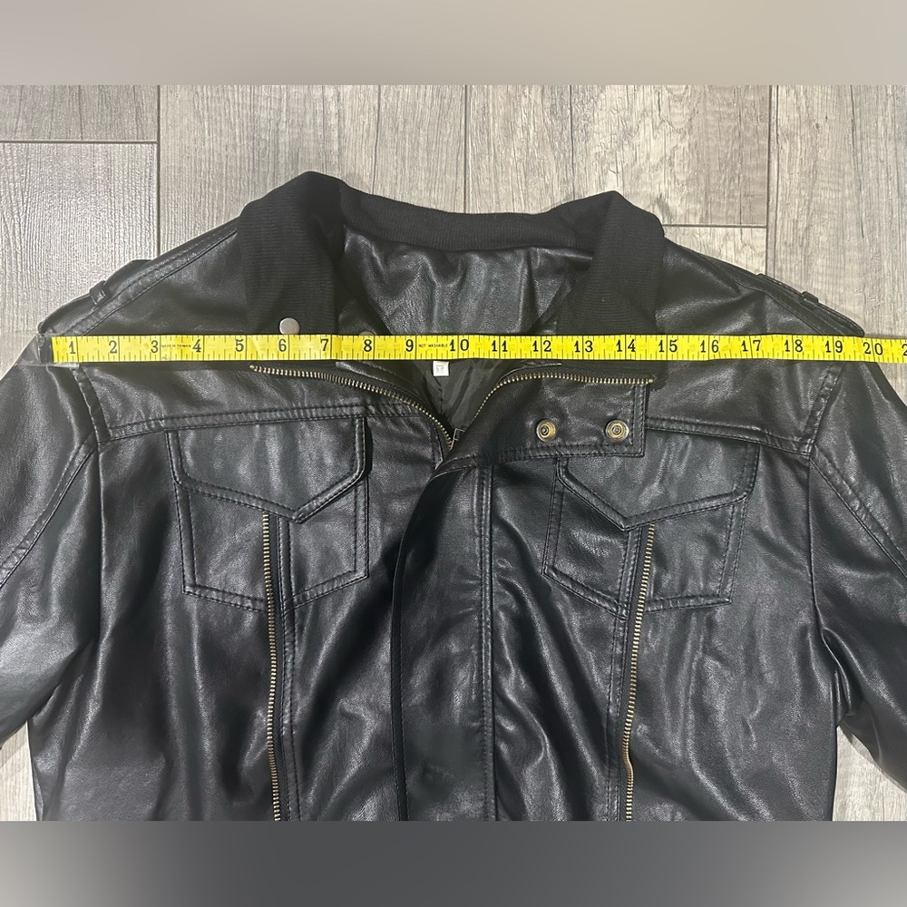 Black Motorcycle Style Jacket - image 7